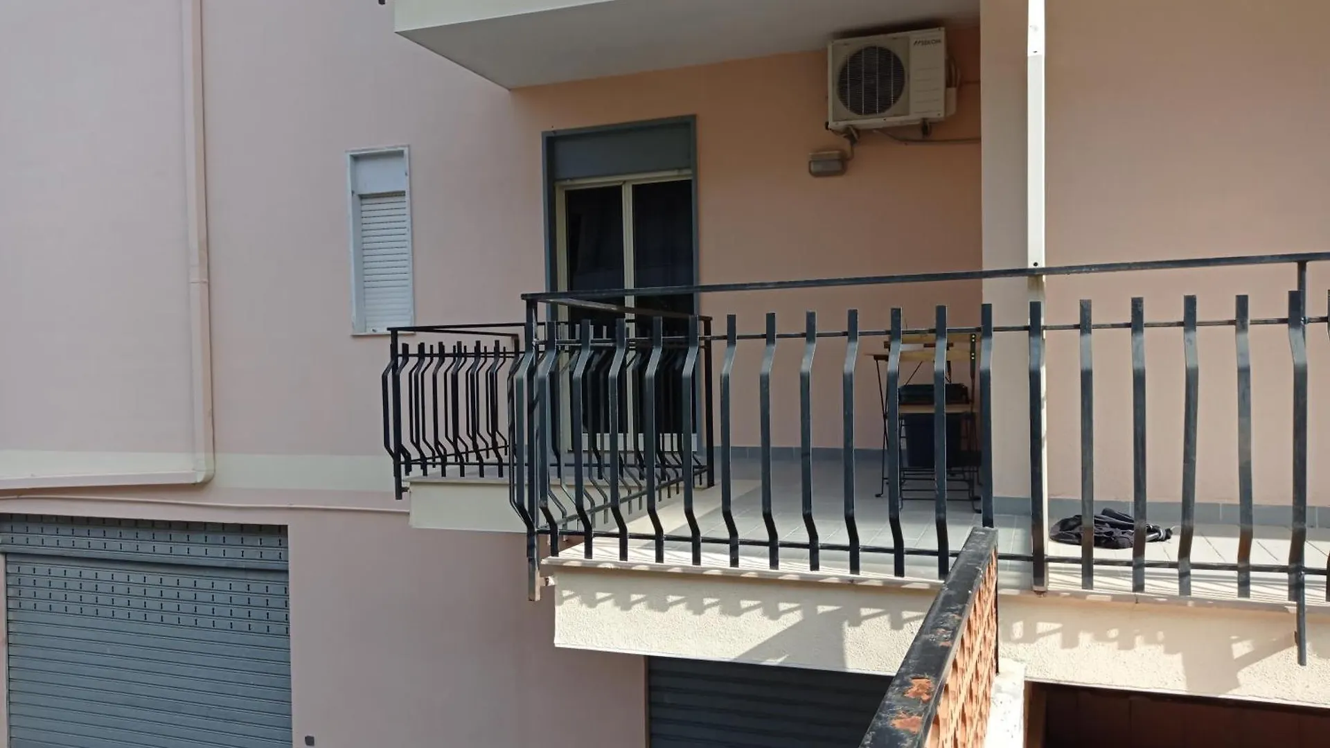מלון דירות קלטביאנו Bouganville Residence איטליה